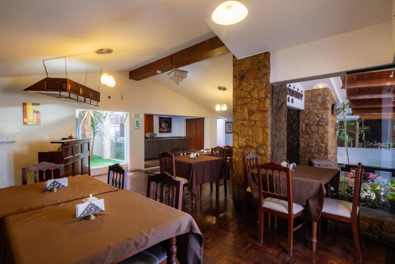 Hotel Country Trujillo Encalada Екстер'єр фото