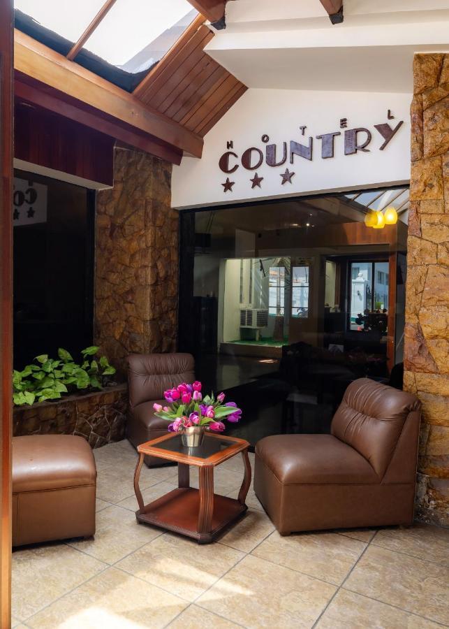 Hotel Country Trujillo Encalada Екстер'єр фото