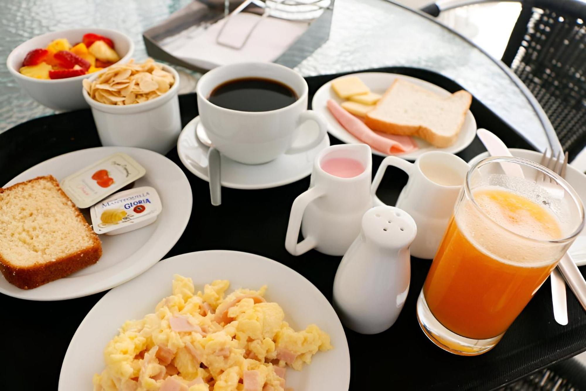Hotel Country Trujillo Encalada Екстер'єр фото